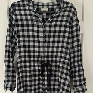 Bass plaid tie dress Size Medium Mid Thigh length.